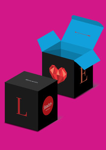 Подарочная упаковка Funny Socks: Коробка для 4-х пар LOVE